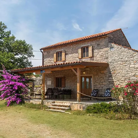 Cozy In With House A Panoramic View * Buje
